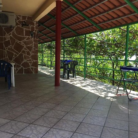 Romeo'S Guest House 2 Piqeras Exterior photo