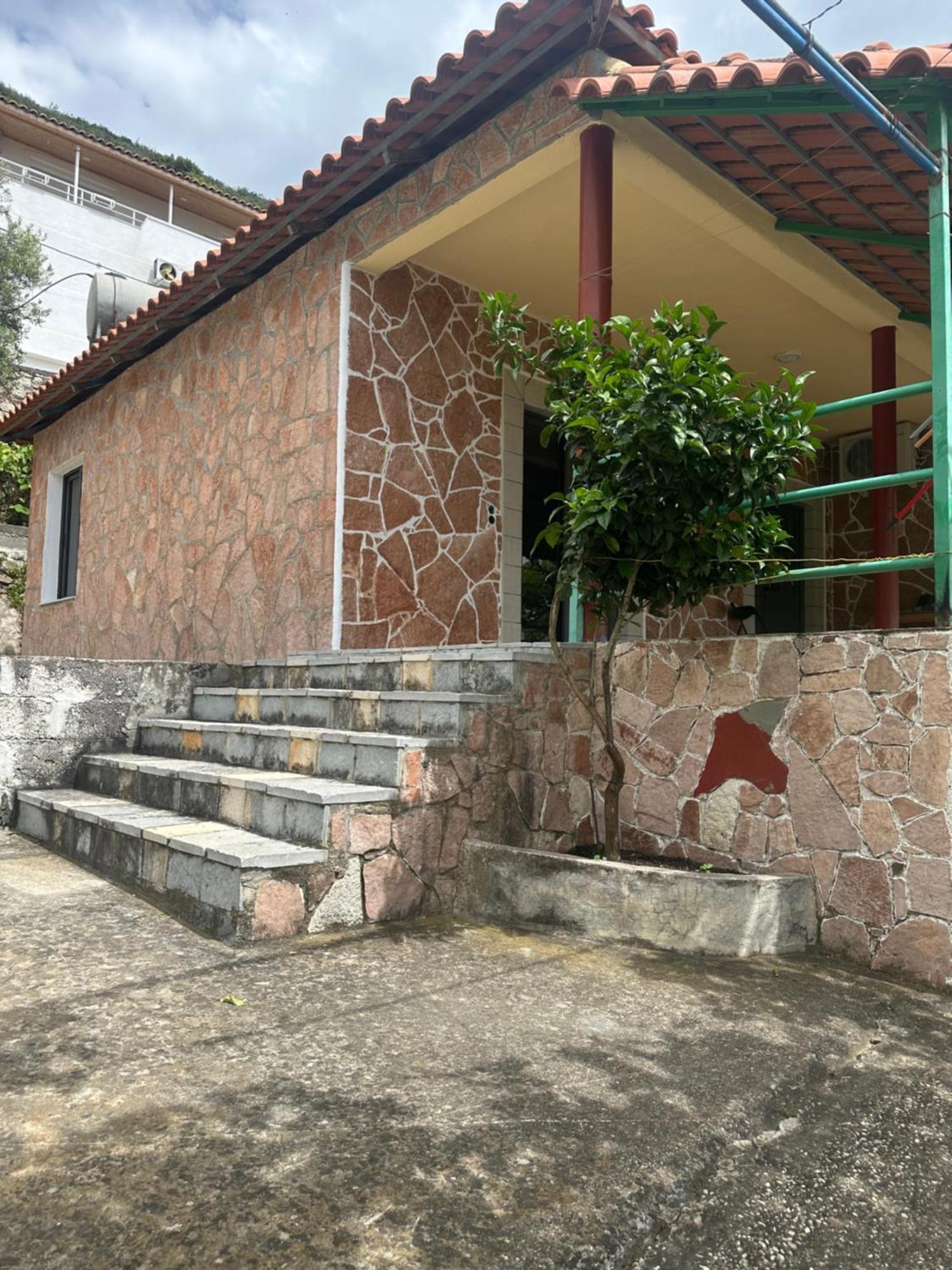 Romeo'S Guest House 2 Piqeras Exterior photo